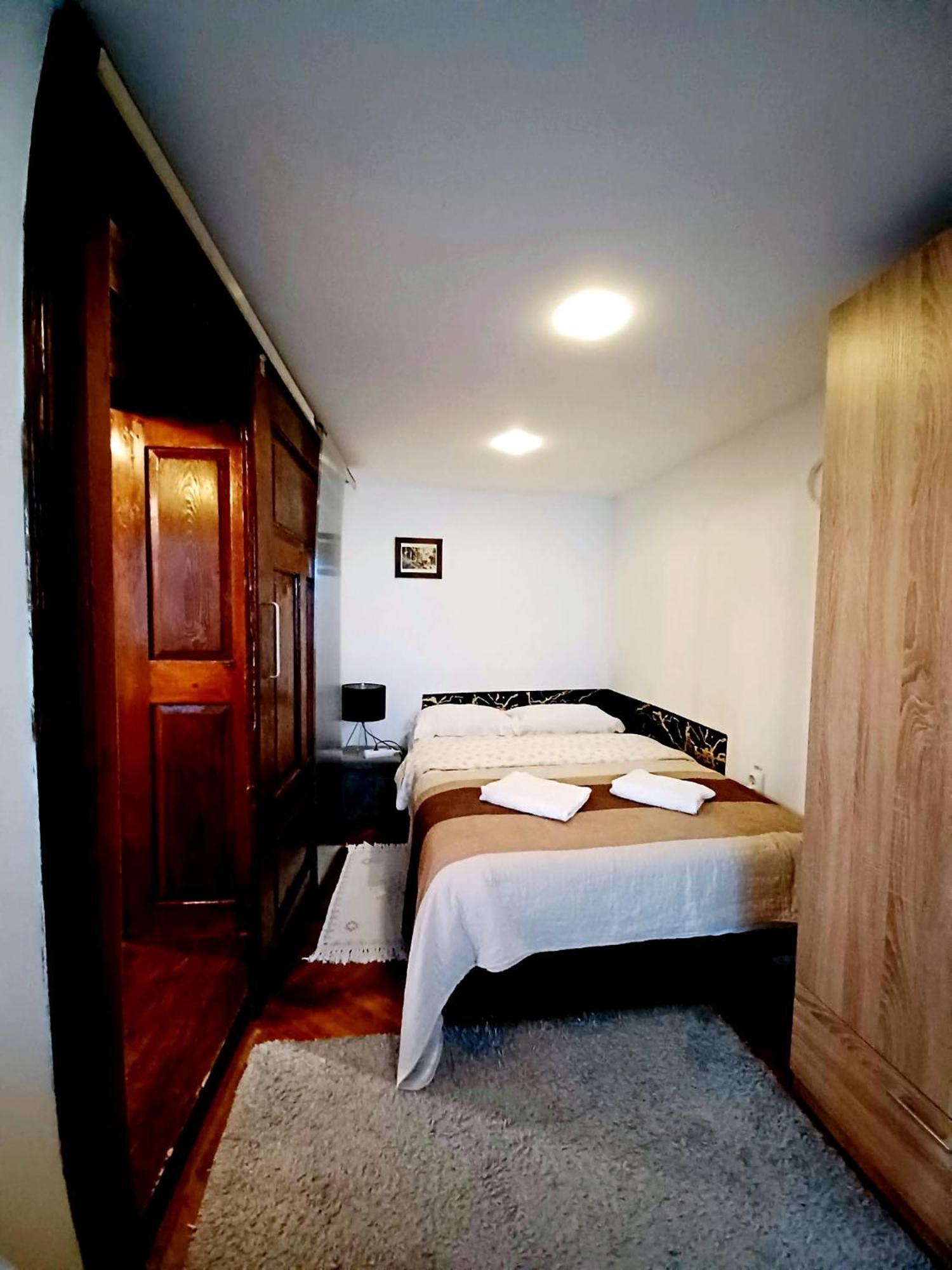 Historic Center Apartment ブラショフ エクステリア 写真